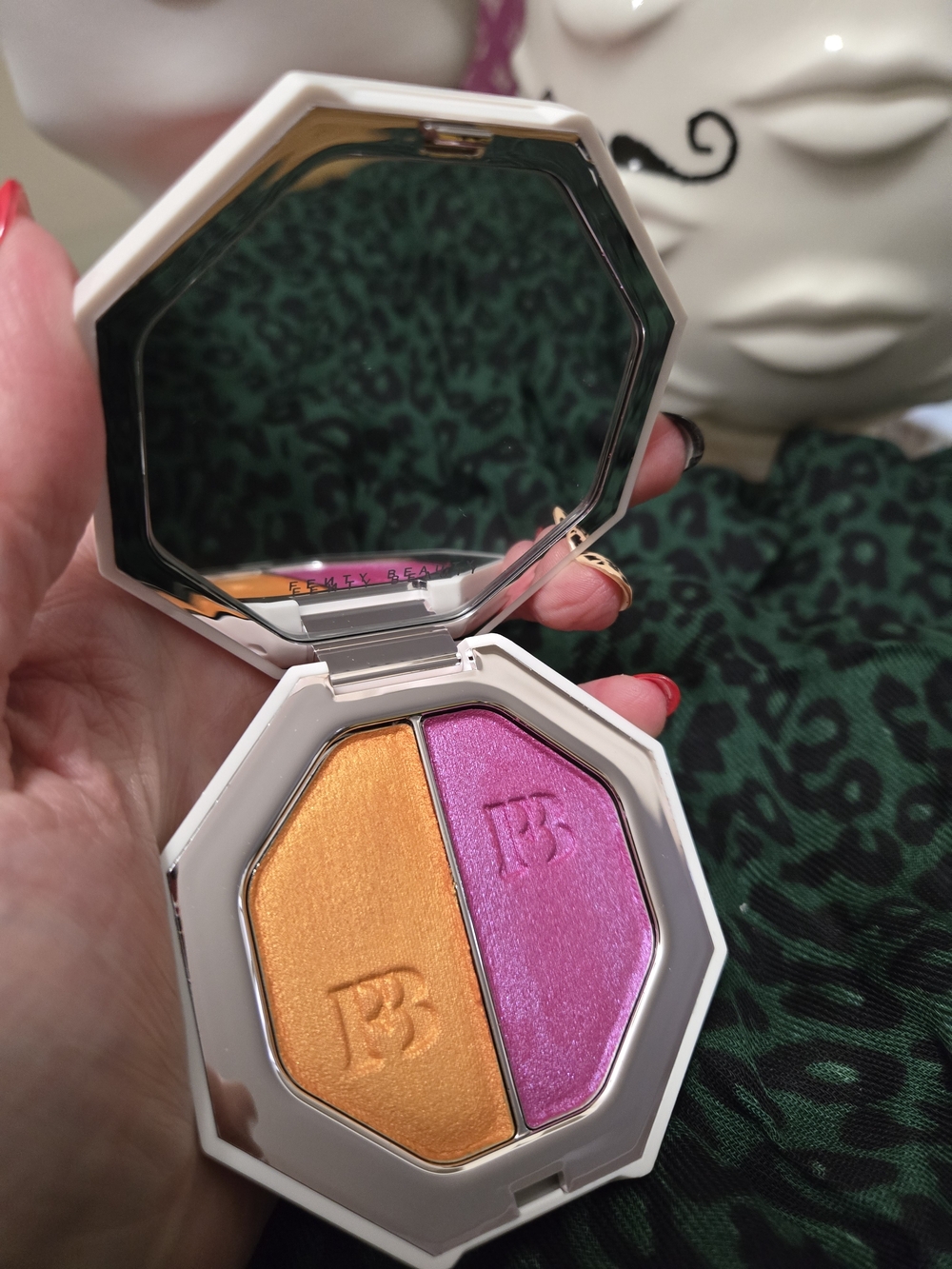 Fenty Beauty Killawatt Foil Freestyle Highlighter Duo - Mimosa Sunrise/sangria - Picture 4 of 9